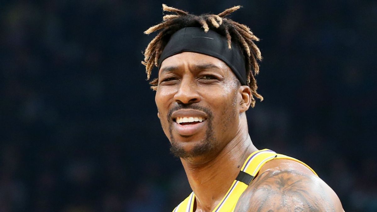 Lakers Dwight Howard Says Someone Reported Him To The Nba S Bubble Hotline For Not Wearing His Mask Nbc4 Washington