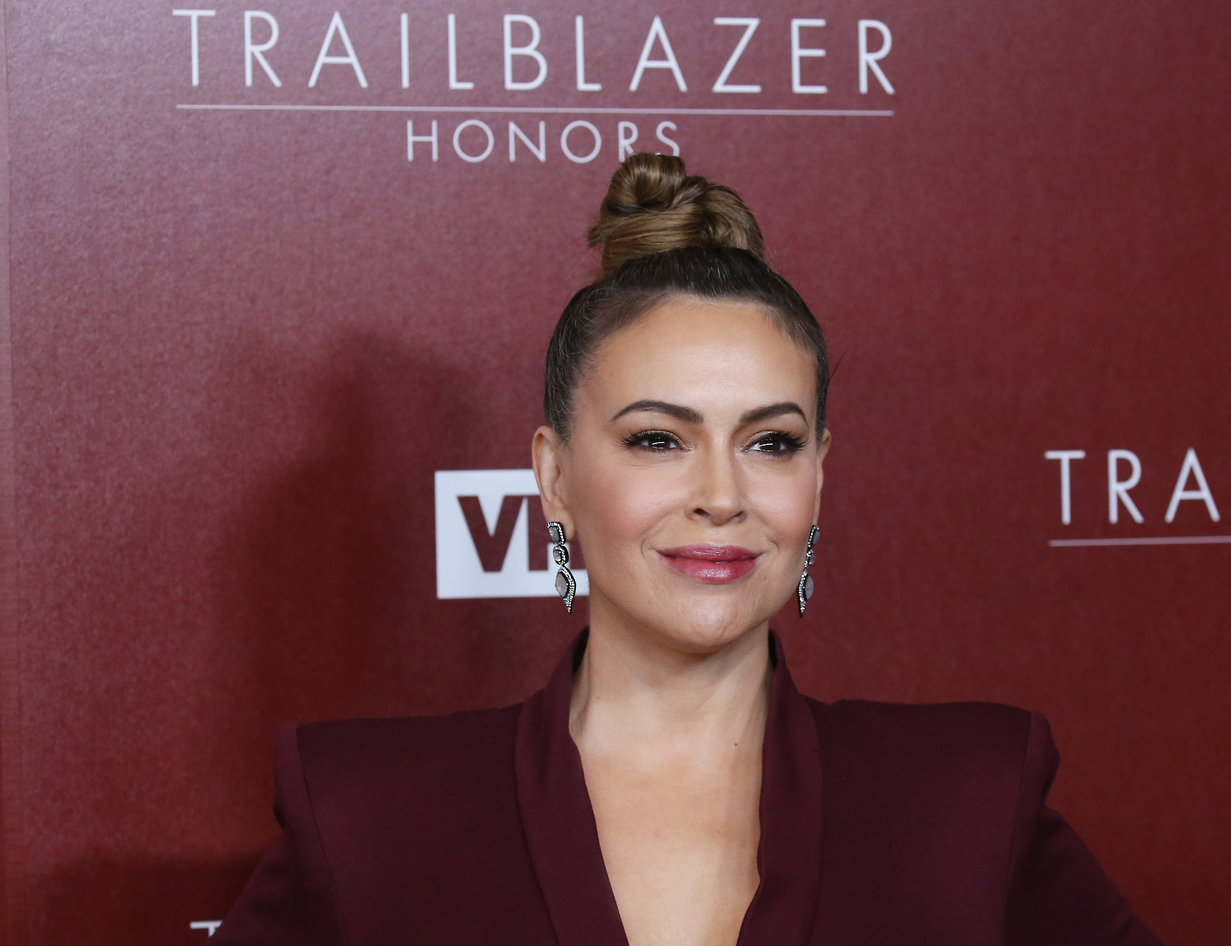 Alyssa Milano Tests Positive for COVID-19 Antibodies After 3 Negative Results