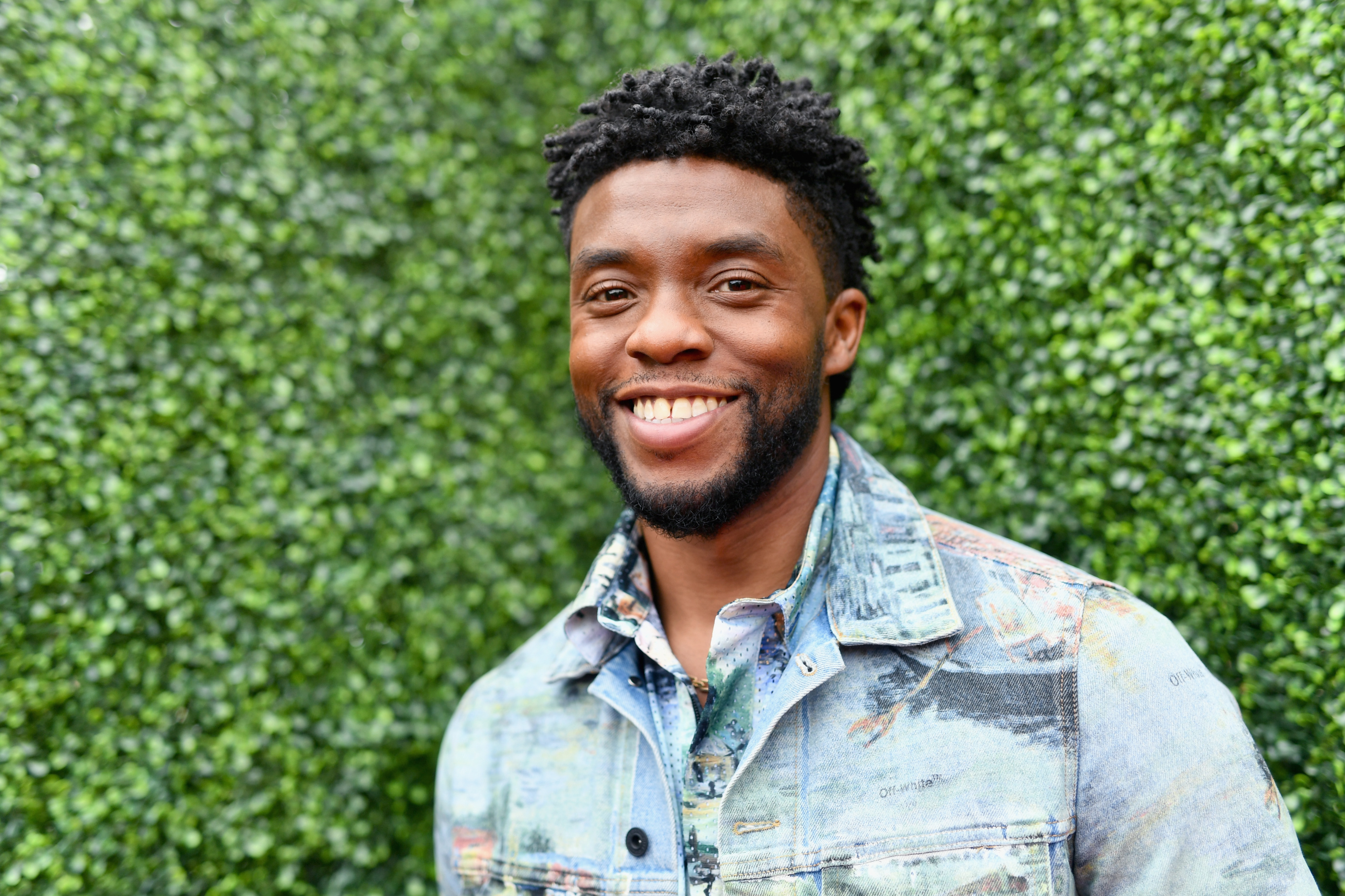 Chadwick Boseman as Jackie Robinson Essential T-Shirt for Sale by