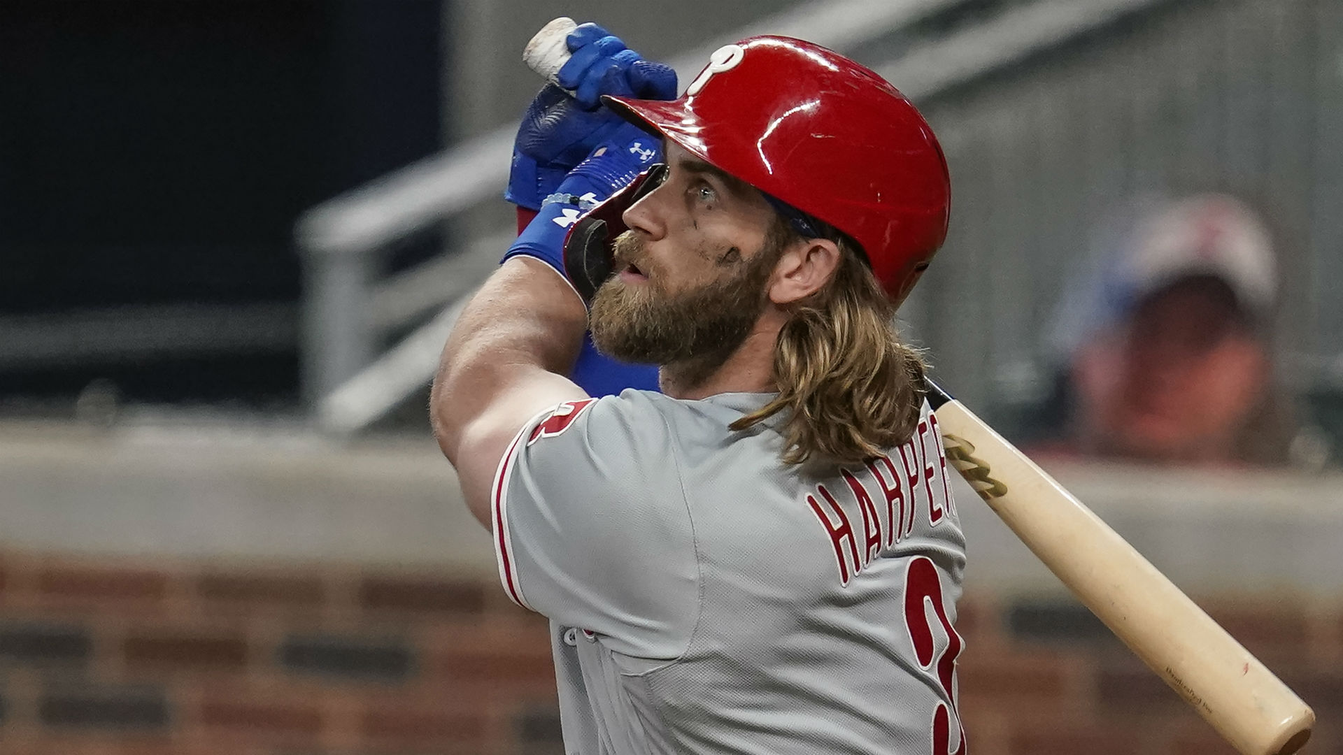 Bryce Harper wore a Kobe Bryant jersey under his Phillies uniform