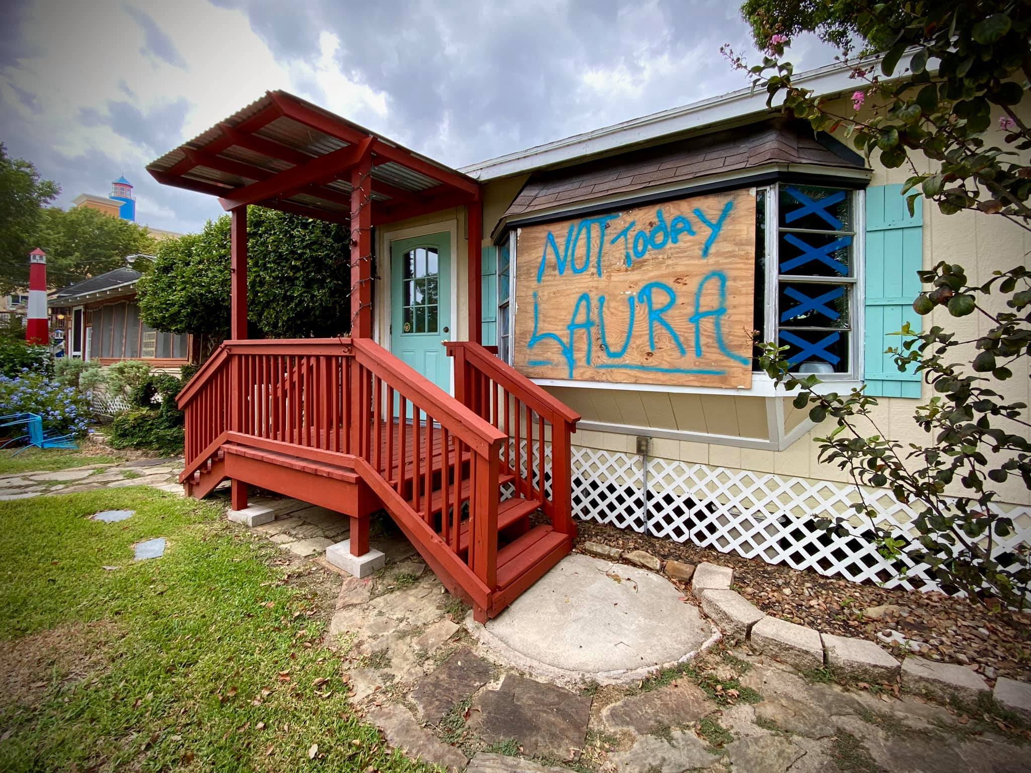 A message for Hurricane Laura in Kemah, TX.