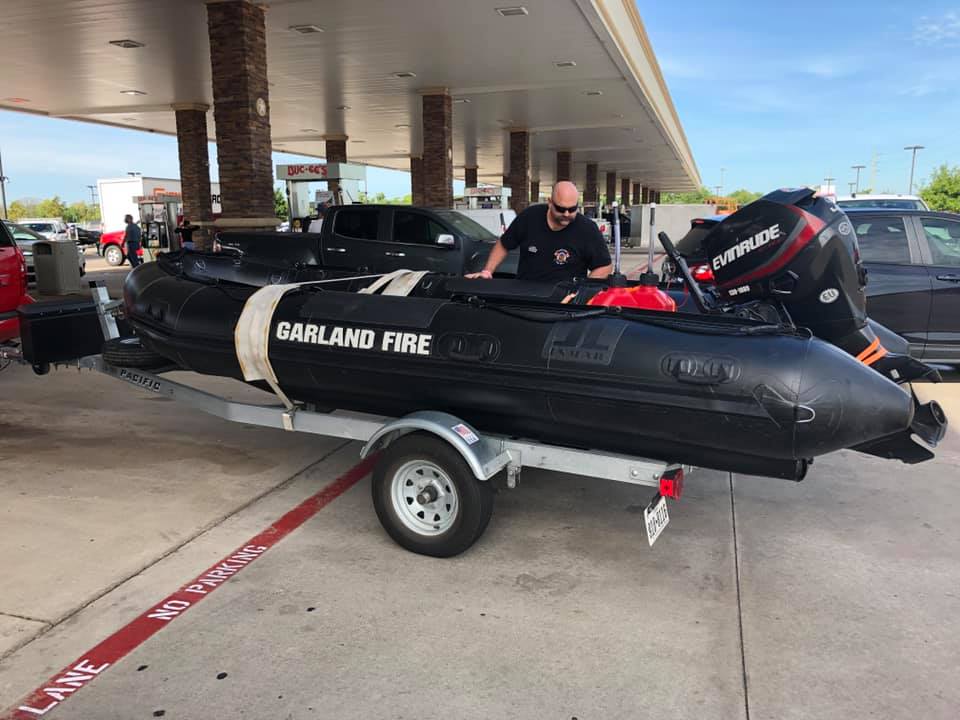 Great seeing our North Texas Rescue crews and others at Buc-ee&#8217;s in Baytown rolling East towards Louisiana for mutual aid.