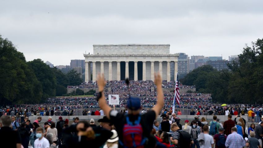 Crowds Flock To National Mall For Prayer March Our Country Is In Trouble Nbc4 Washington