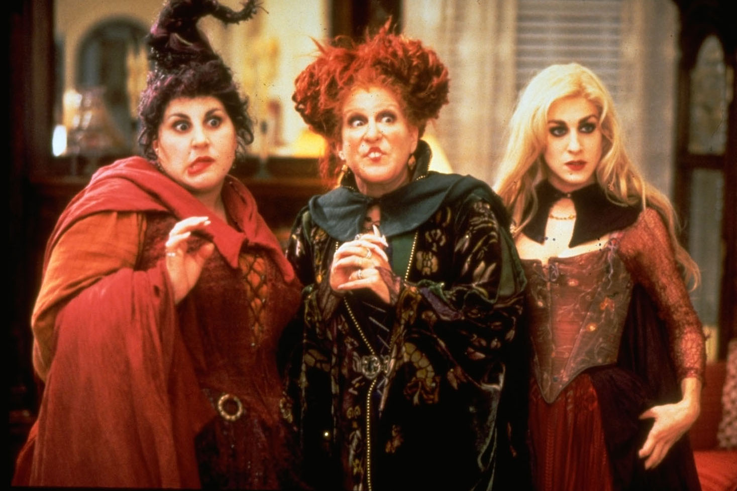 ‘Hocus Pocus' Stars Reunite for Voting Video Before Special