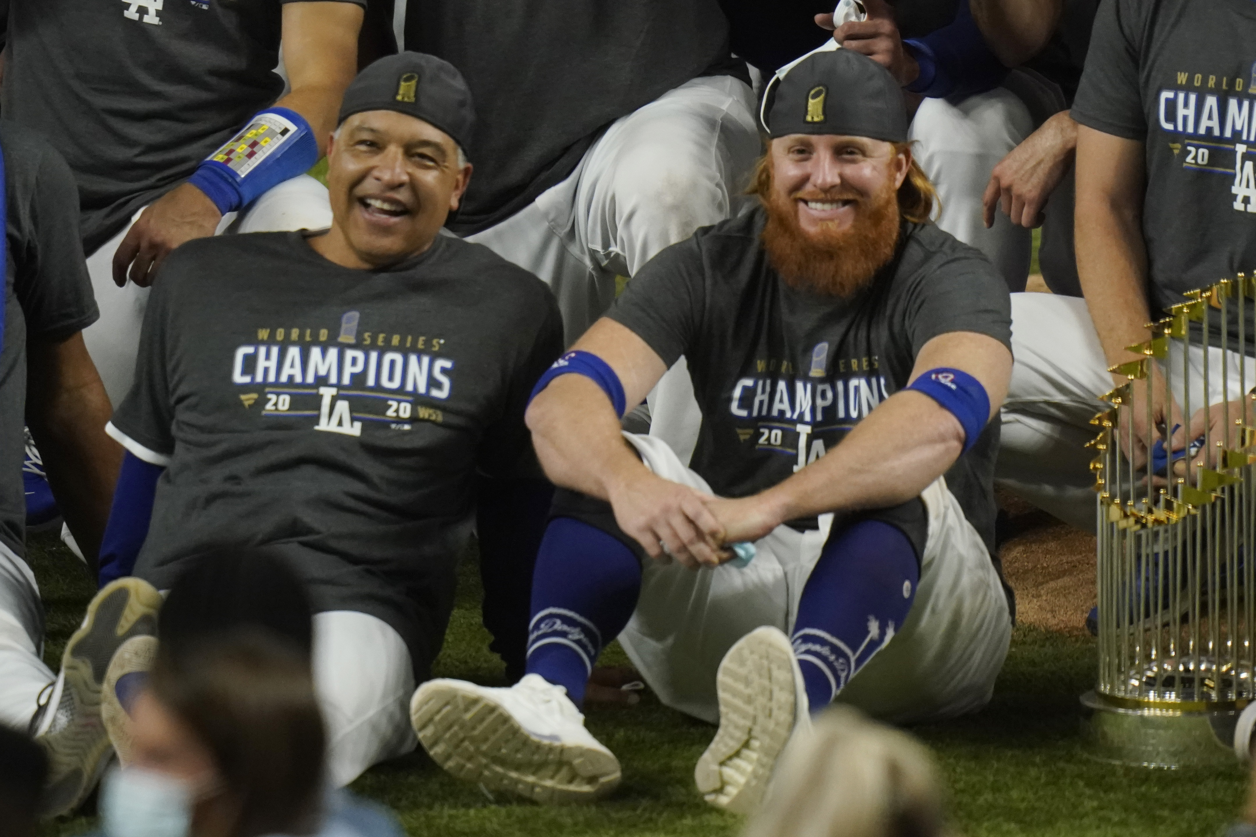 Justin Turner Will Not Be Disciplined by MLB for Return to Field