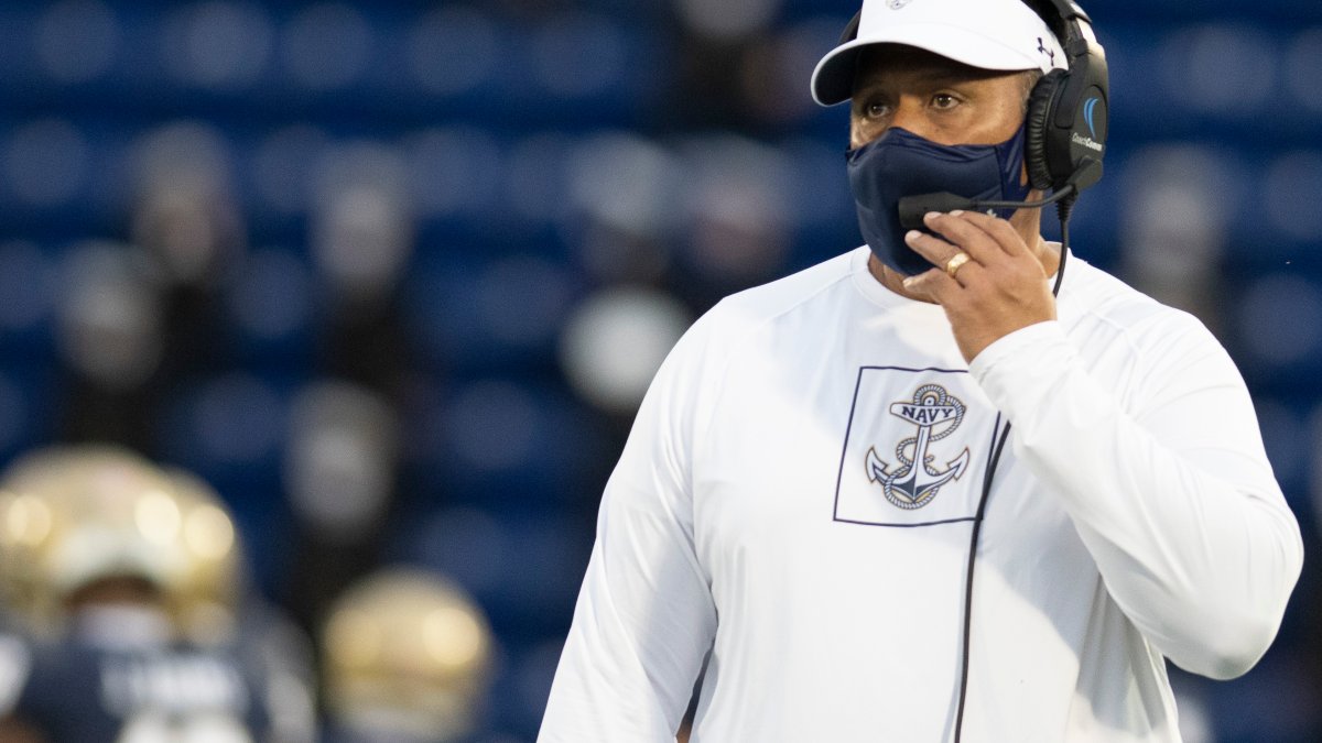 Navy Head Coach Found Out Birth of Granddaughter MidPress Conference