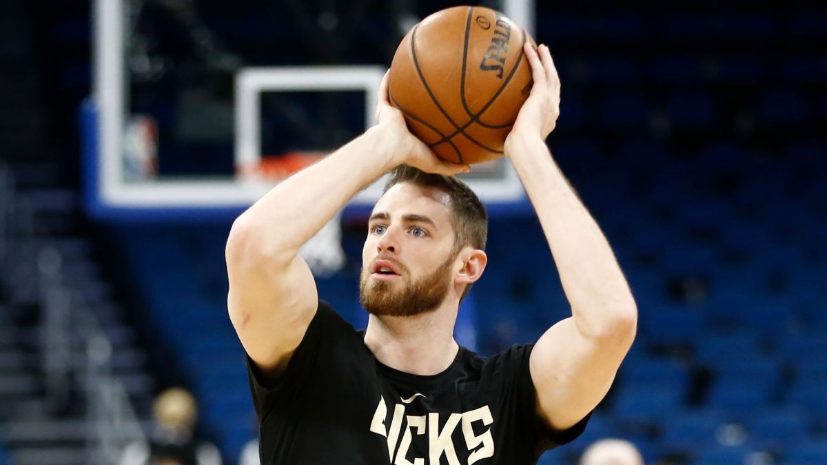 Jason Smith Tells His Craziest Free Agency Story Basketball Business