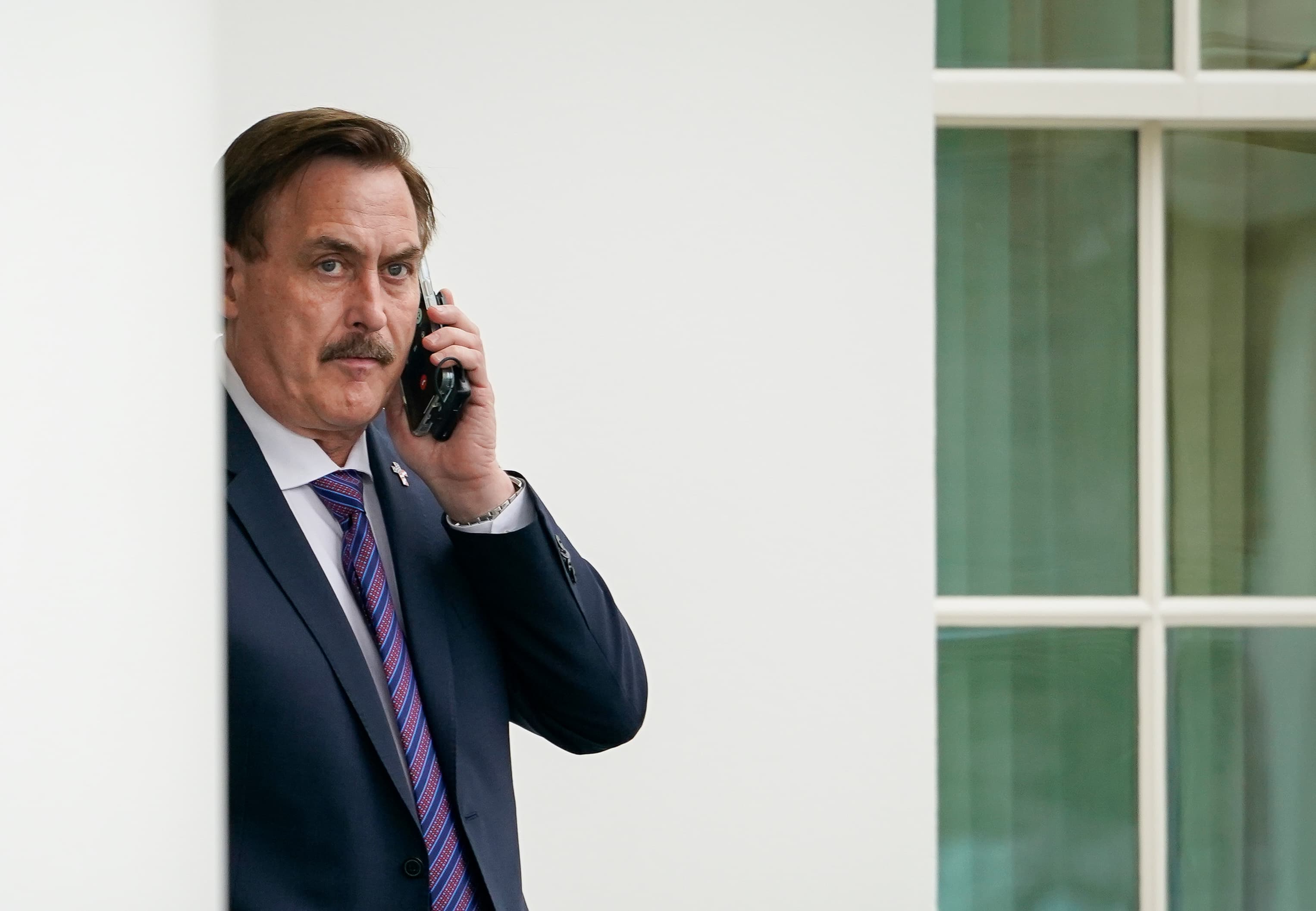 MyPillow Guy' Mike Lindell has run out of money, can't pay legal