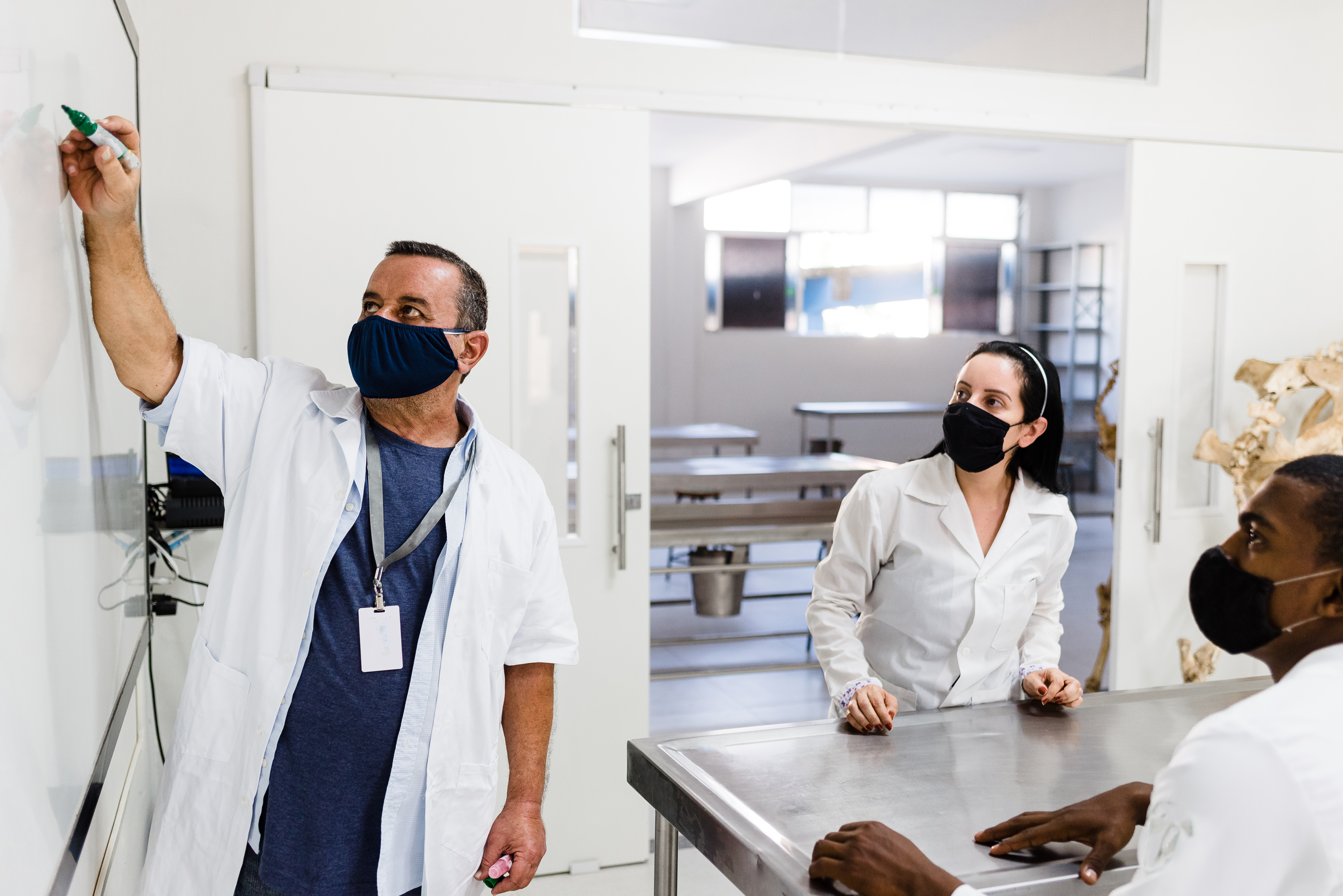More Students Applying to Medical School During the Pandemic, Universities Say
