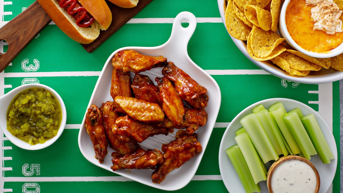 Build Your Ultimate Super Bowl Spread With These News4 Family Recipes - Vimarsana News