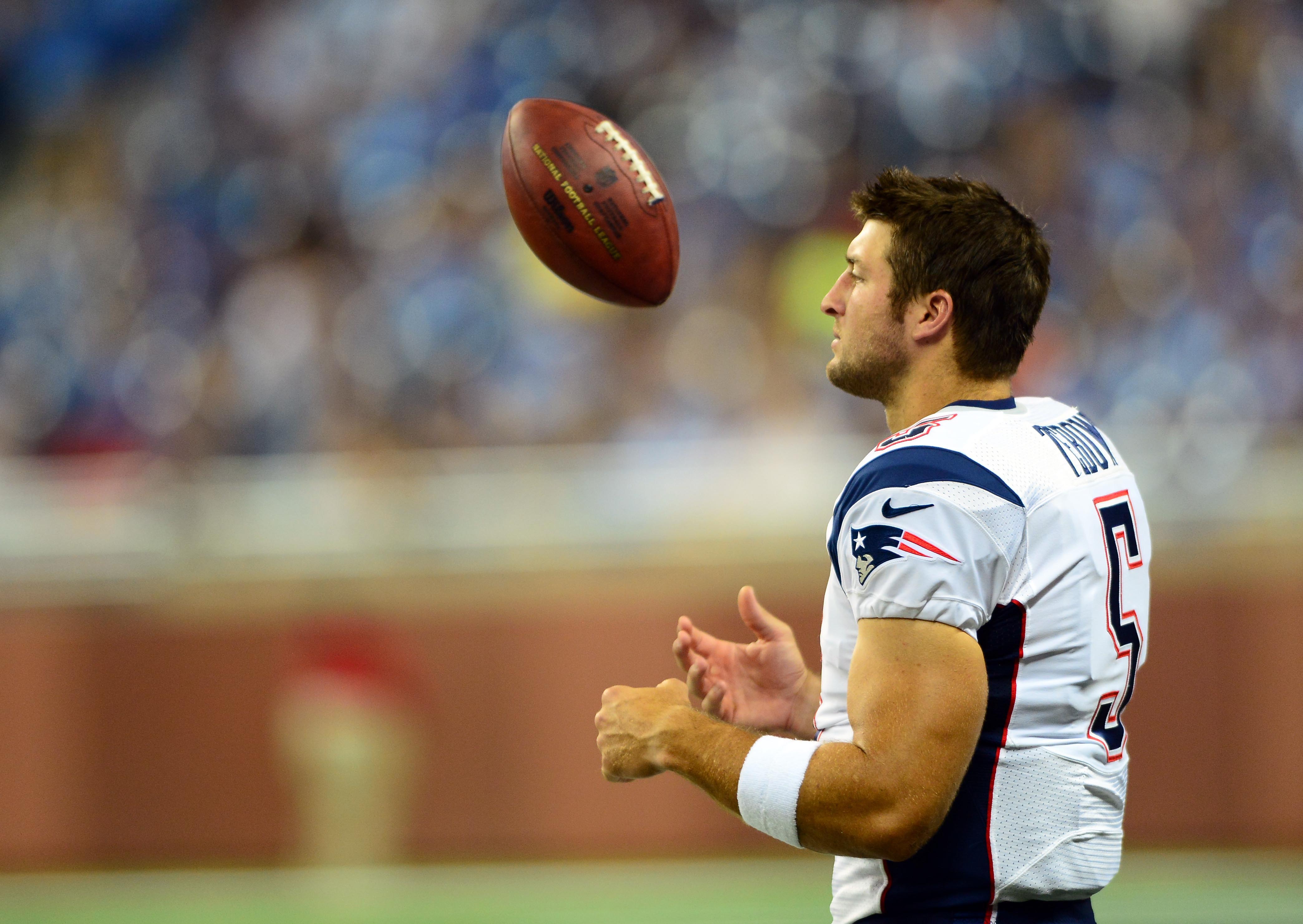 Report: Jacksonville Jaguars to Sign Tim Tebow, Use Former ...
