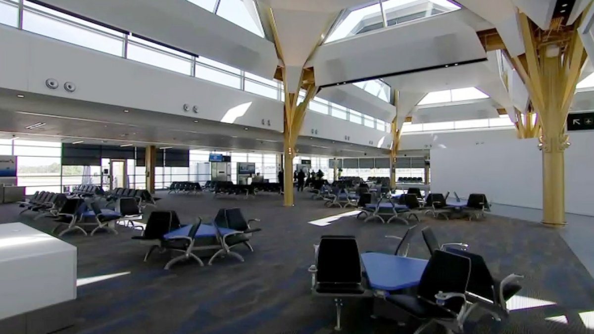  Reagan National Airport Opens New 14-Gate Concourse