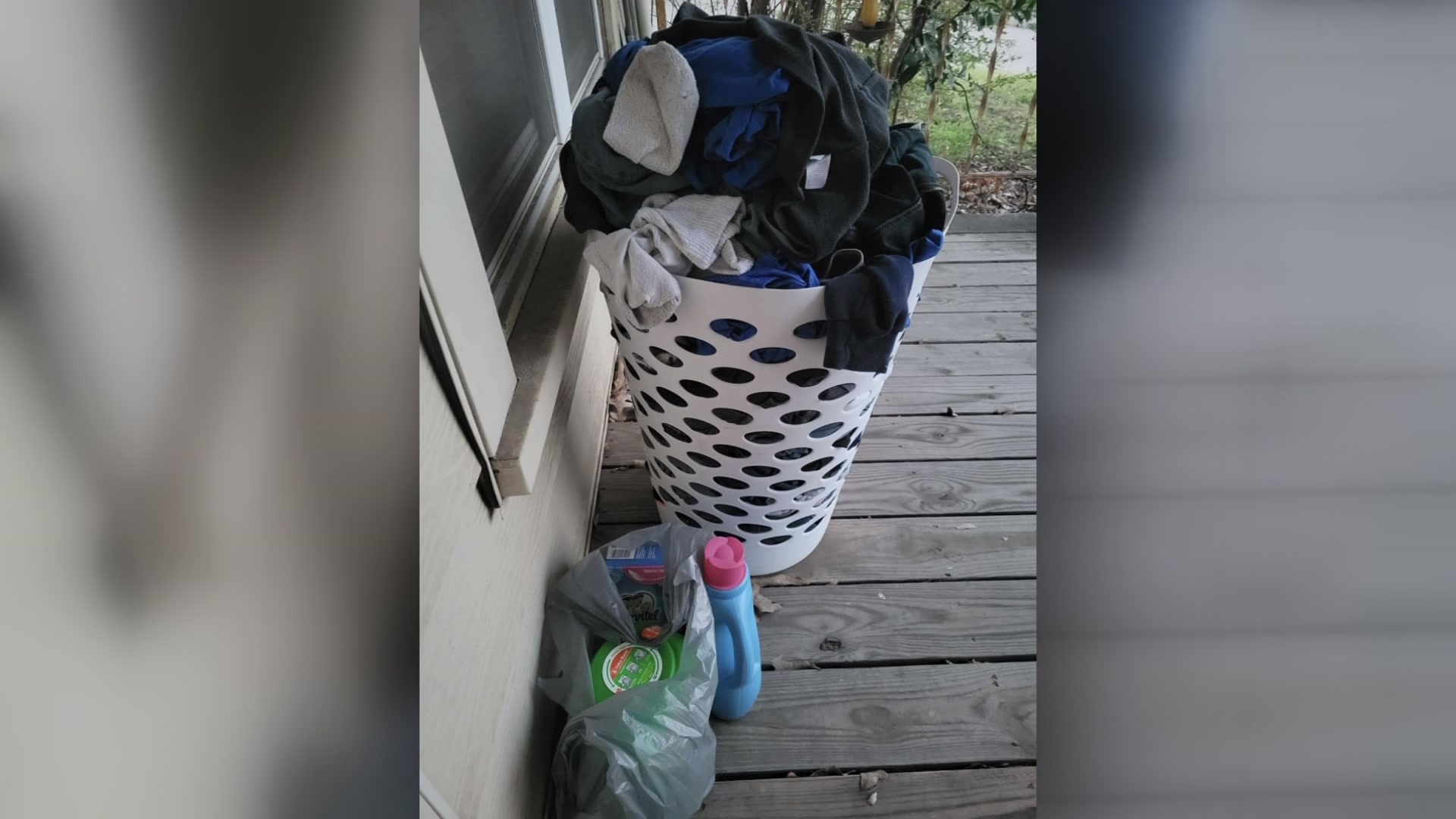 Dirty Laundry Left on Texas Porch Spins Mystery
