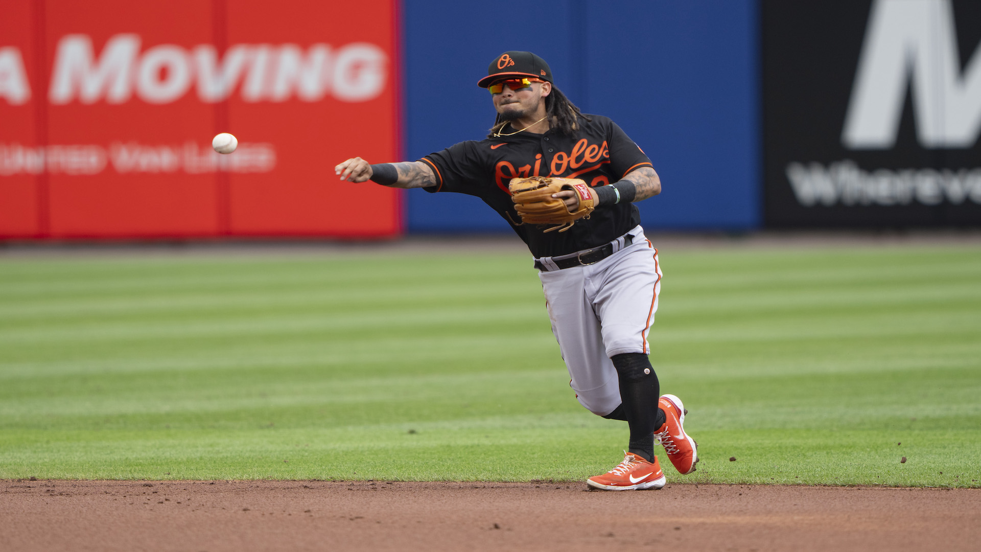 Orioles Shortstop Freddy Galvis Exits Early Vs. Blue Jays With Quad Injury