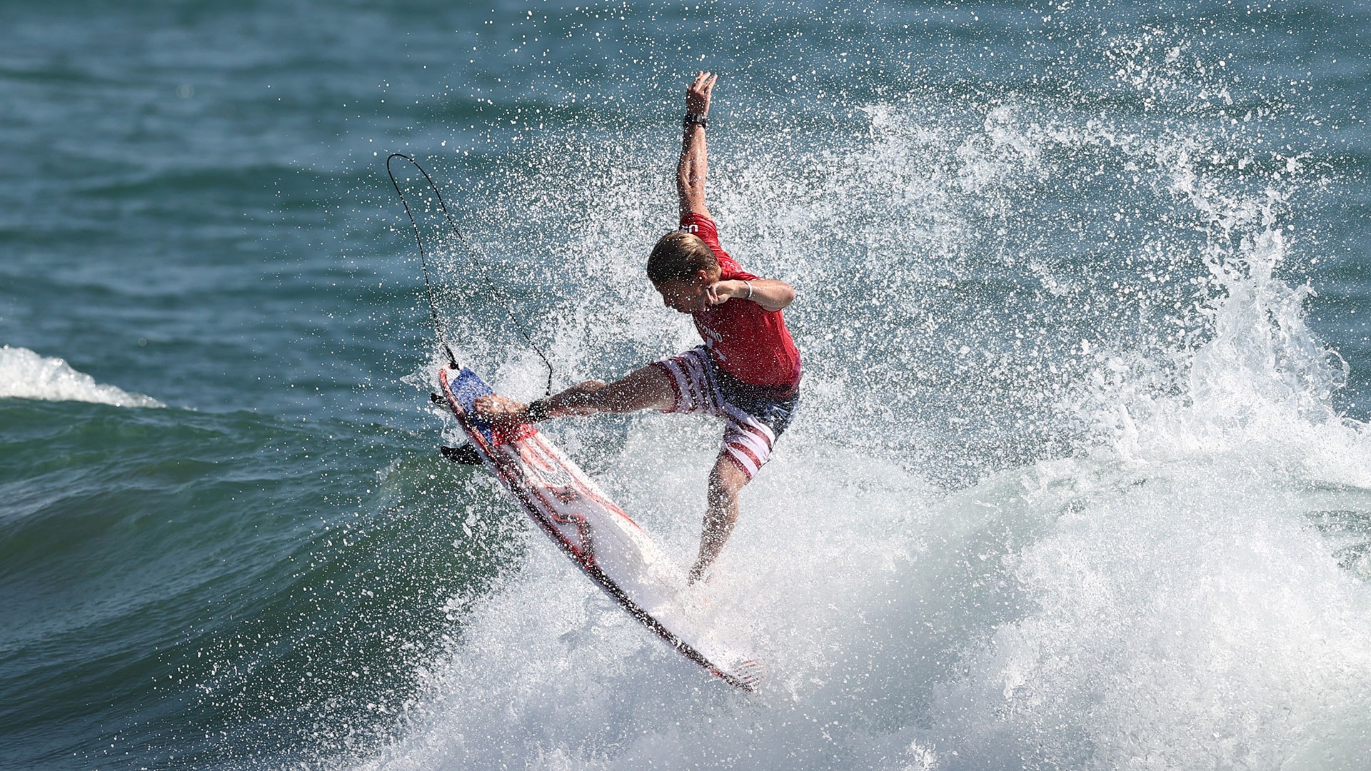 Kolohe Andino Advances Straight to Round 3 in Inaugural Olympic Surfing Contest