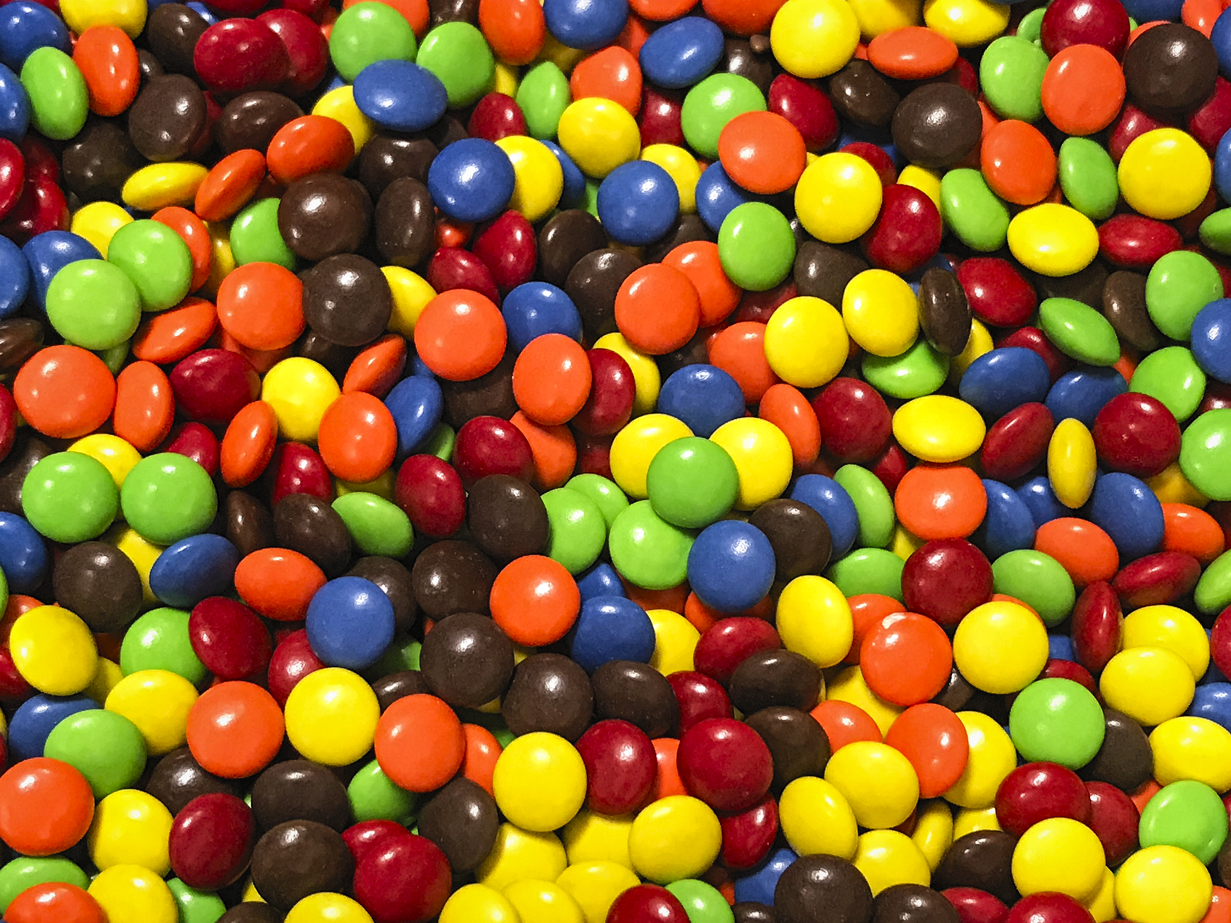 British Engineer Stacks 5 M&M's, Breaks Guinness World Records Title