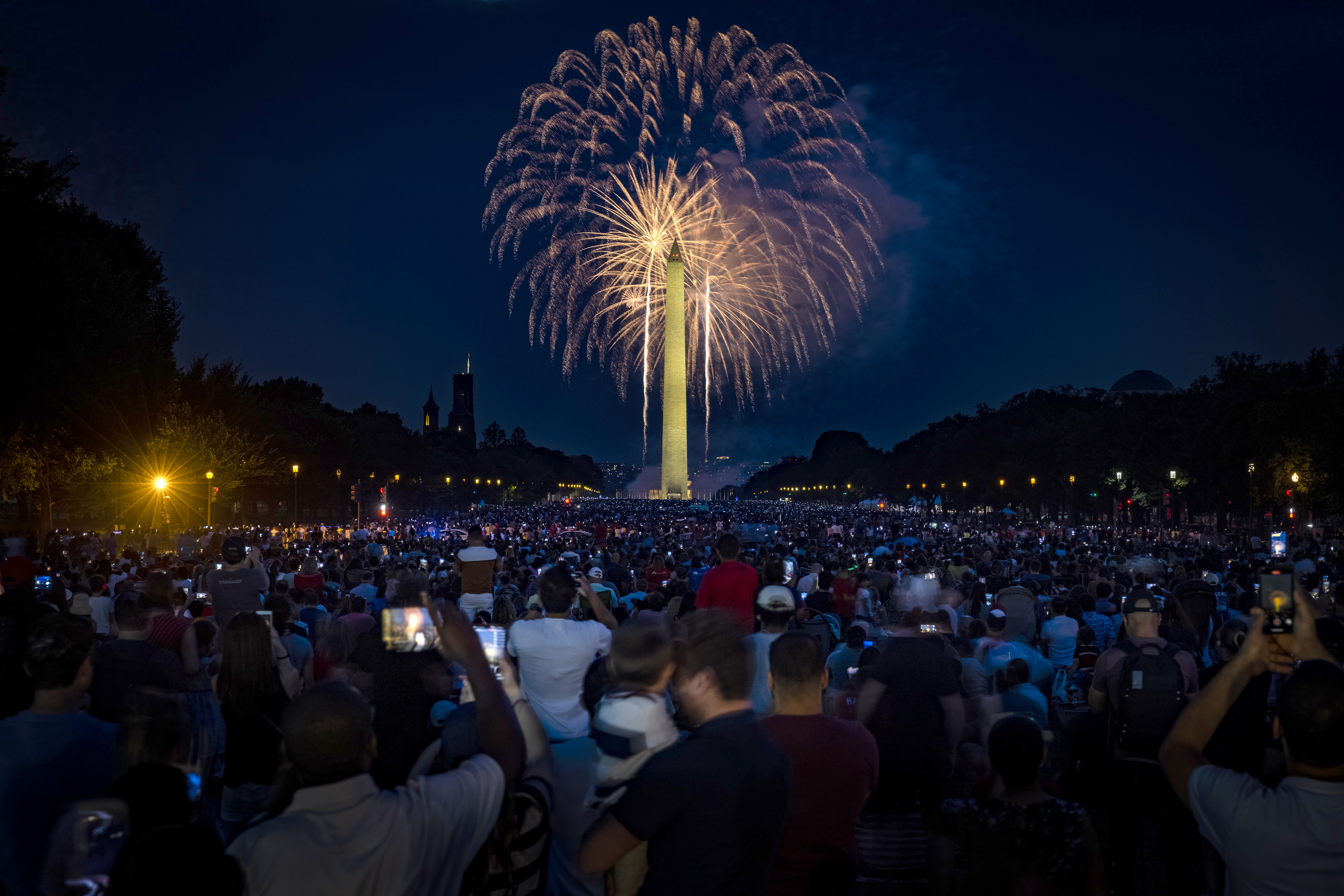 Photos DC Celebrates Fourth of July With Larger Crowds Than Last Year