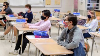 mascarillas en escuelas