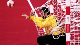 Egypt's goalkeeper stuck in net