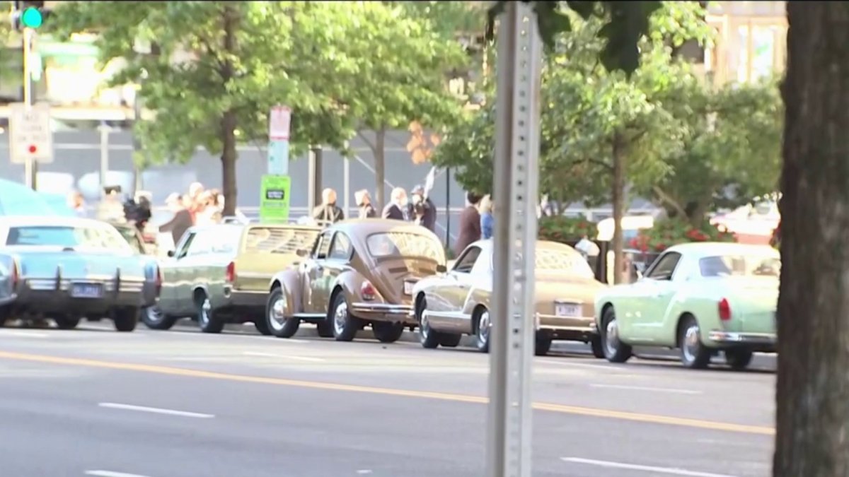 HBO Show on Watergate Filming in DC; Cars From ’70s Parked Downtown