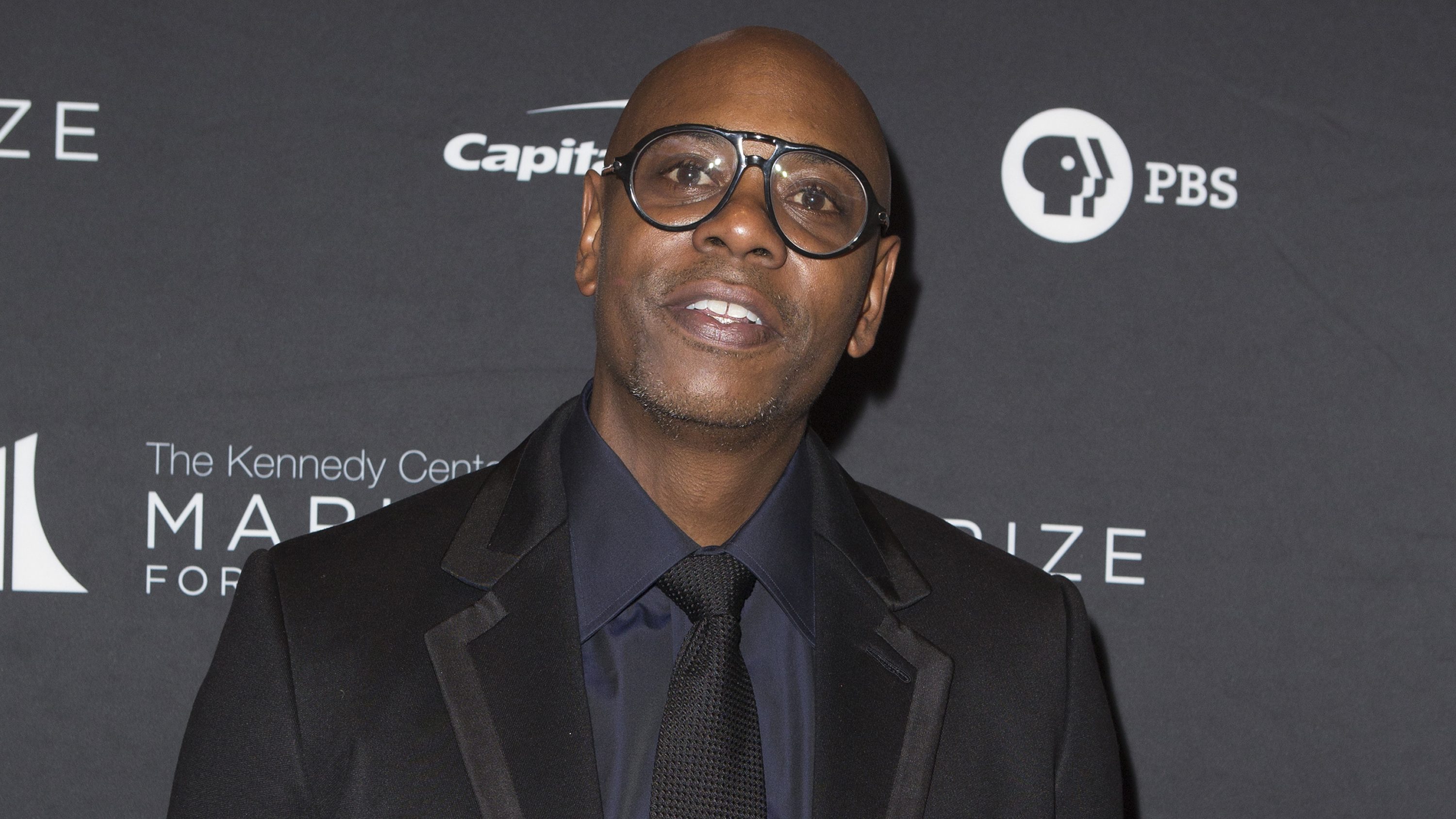 Dave Chappelle Says He'd Meet With Transgender Netflix Workers – Under Certain Conditions