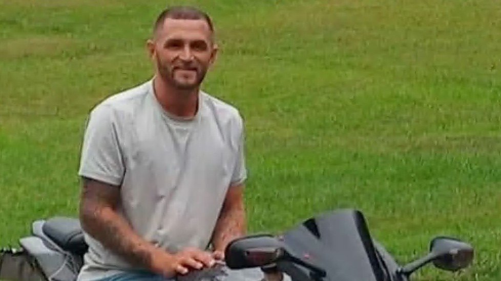 Man Found Fatally Stabbed Outside DC Library Was Virginia Father - Vimarsana News