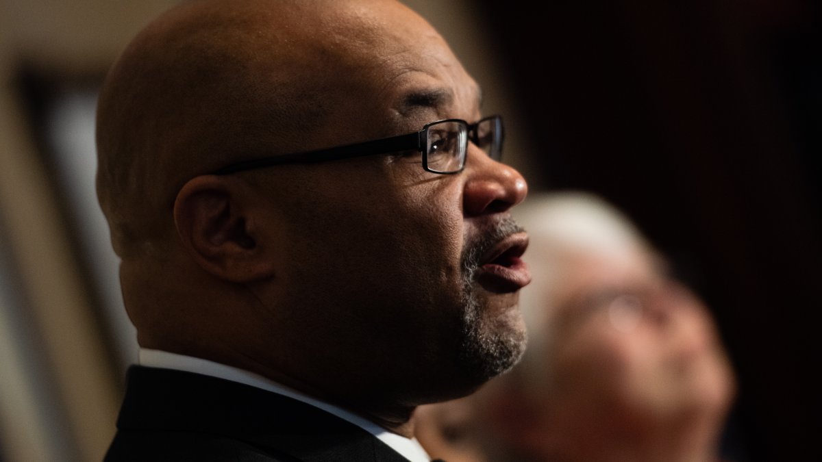 Panel Recommends Dereck Davis for New Maryland Treasurer - Vimarsana News