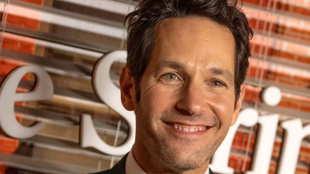 Paul Rudd Named as People Magazine's Sexiest Man Alive of 2021 – NBC4 Washington