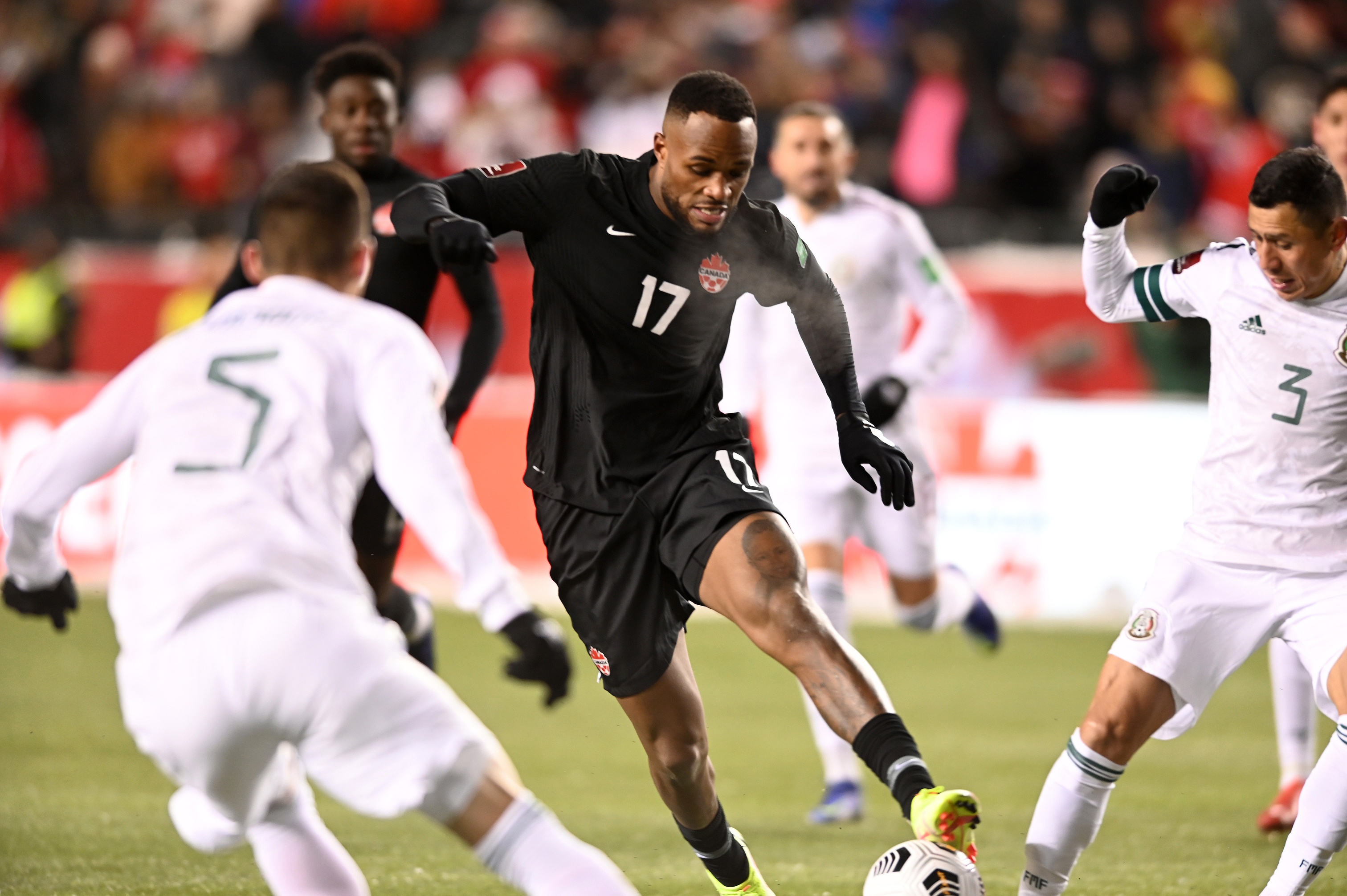 Canada Shock Mexico 2-1 in World Cup Qualifying “Iceteca”