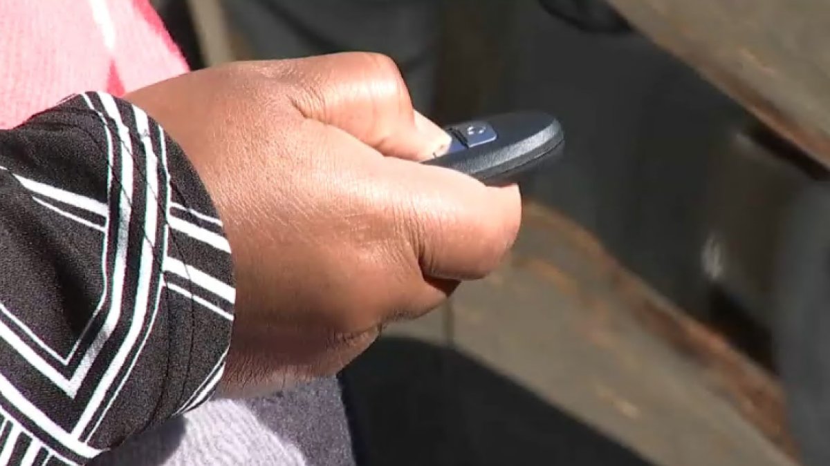 How to Prevent Thieves From Hacking Your Key Fob to Your Steal Car – NBC4 Washington