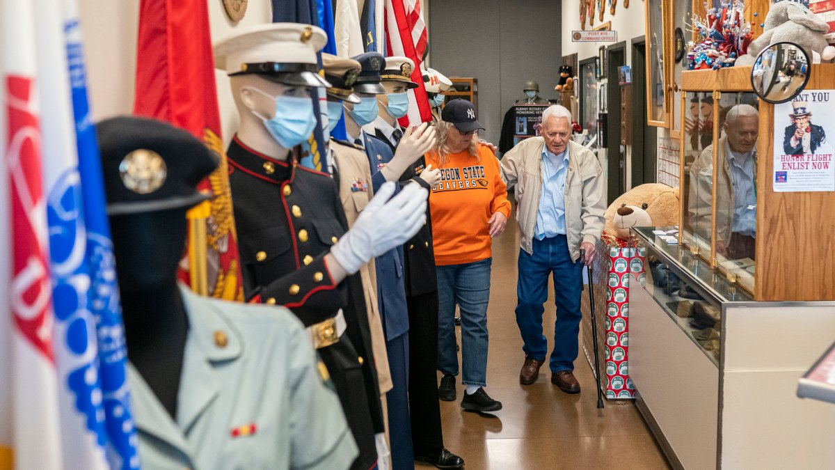 101-Year-Old Returns to Pearl Harbor to Remember Those Lost - Vimarsana News