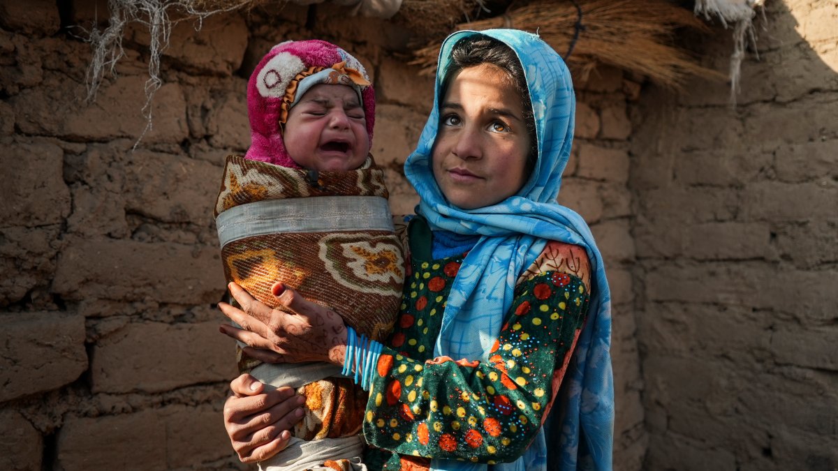Parents Selling Children Shows Desperation of Afghanistan - Vimarsana News