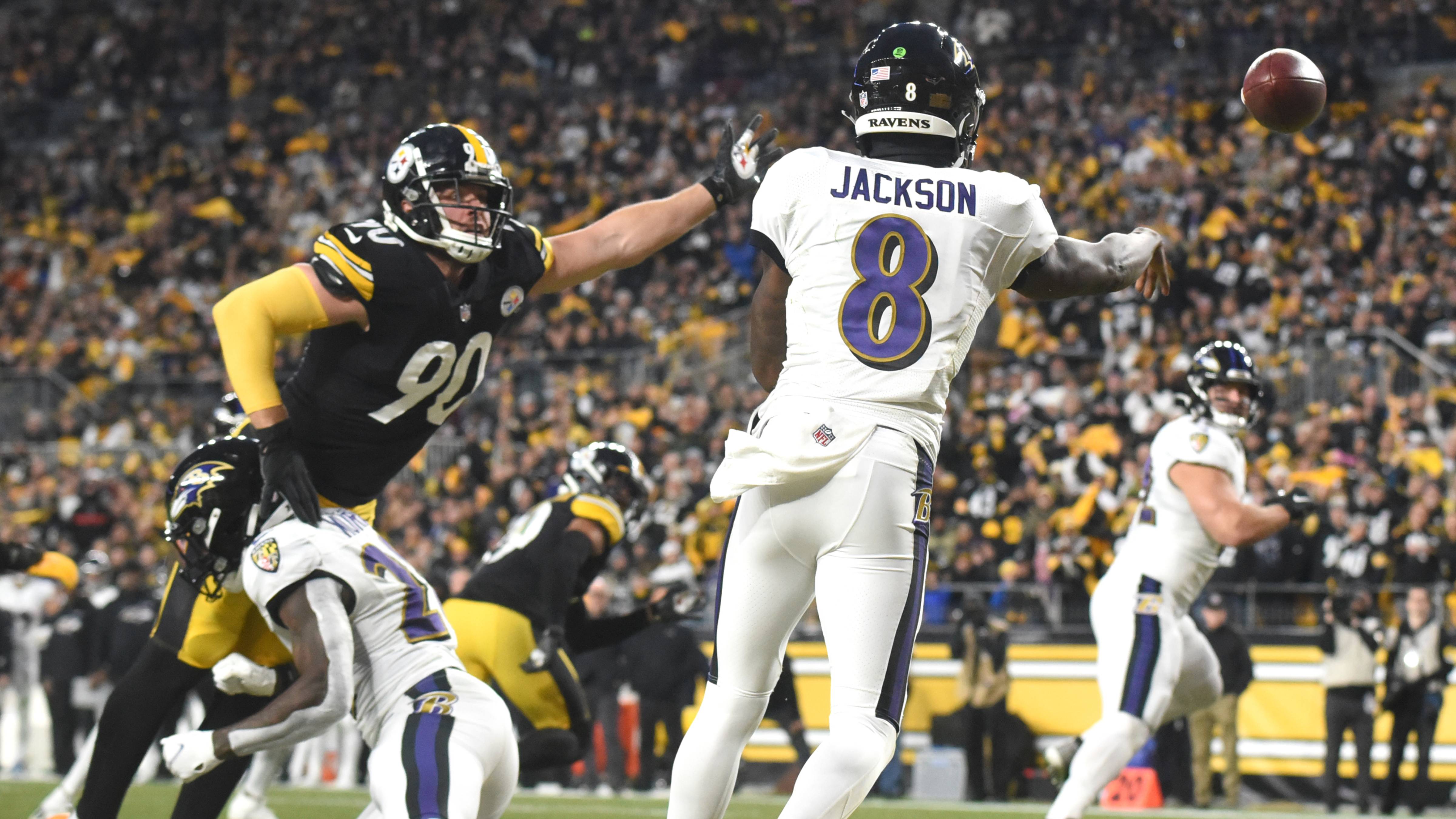 Ravens Lose to Steelers by 1 After Failed 2-Point Conversion