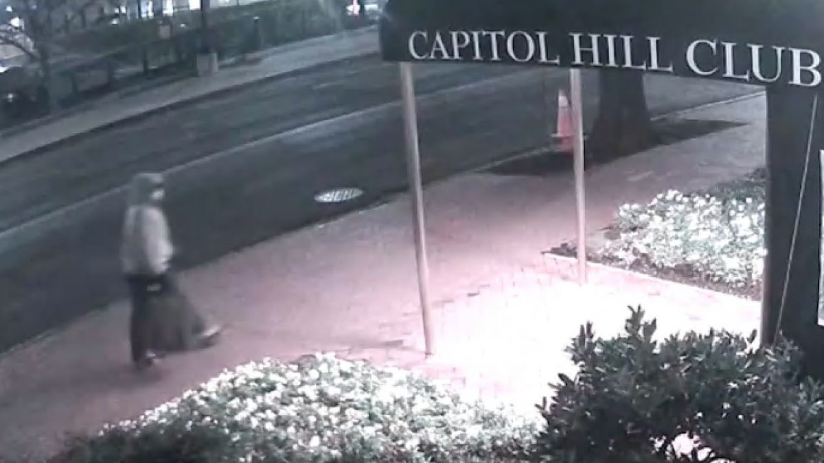 Pipe Bombs, a Plot and a Noose: 3 Mysteries After Capitol Attack – NBC4 Washington - Vimarsana News