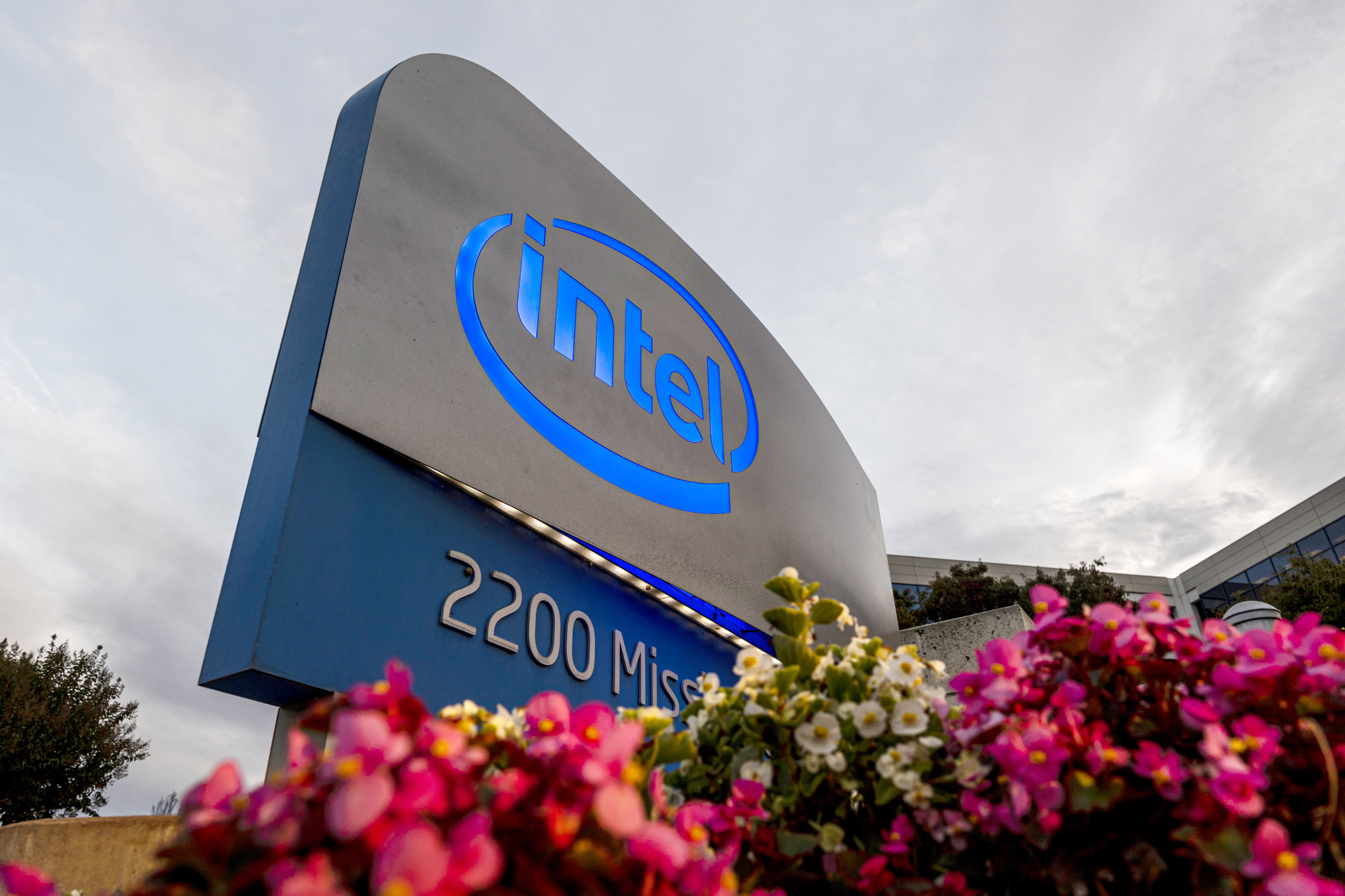 Intel Announces Plan To Build Ohio Chip-Making Facility Amid Global ...