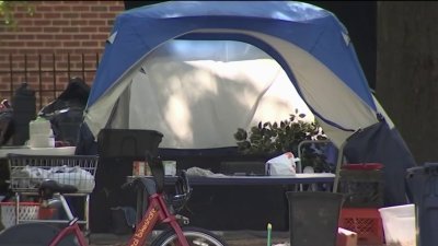 Volunteers Count Homeless Community in DC