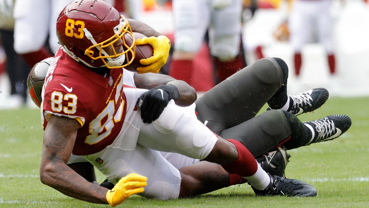 Washington Football’s SealsJones Hurt After Crash With Cameraman