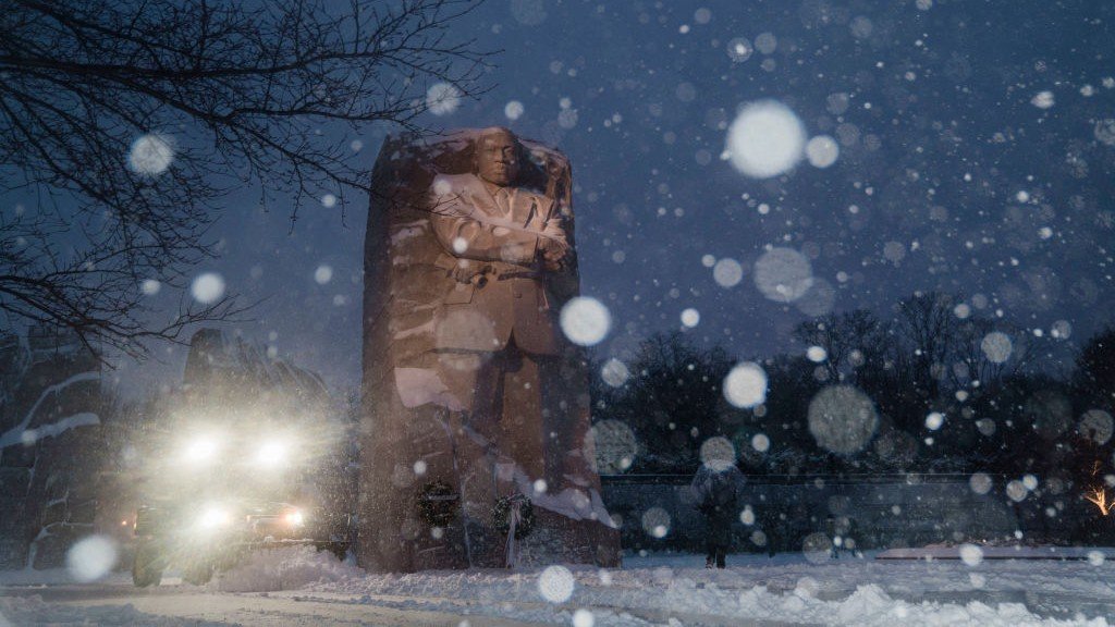 DC, Maryland, Virginia Snowstorm: Roads Slick, Schools Closed – NBC4 Washington - Vimarsana News