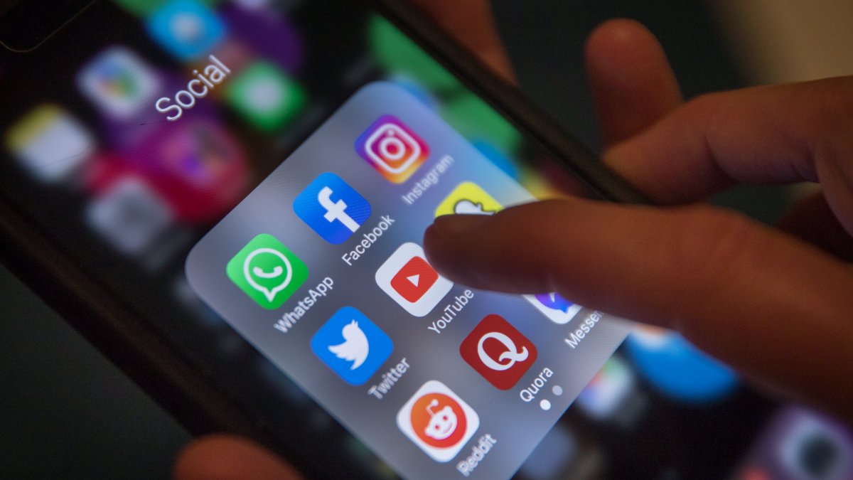 Kids Watching War on Social Media: What Parents Should Know – NBC4 Washington - Vimarsana News