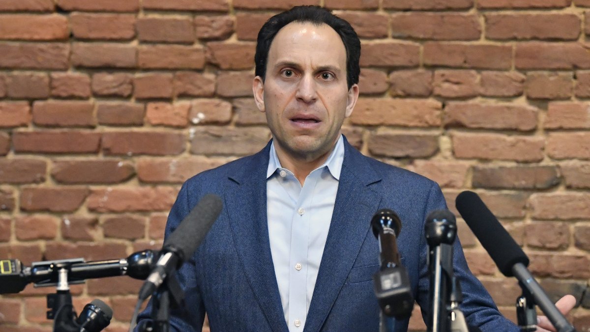 Louisville Mayor Candidate Says Gunman Fired Directly at Him – NBC4 Washington - Vimarsana News