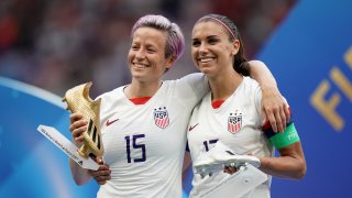 USA's Megan Rapinoe (left) and Alex Morgan