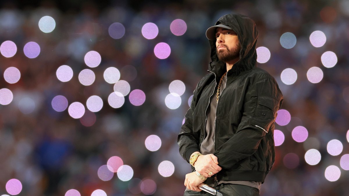 Eminem, Mary J Blige & More Steal the Show During Super Bowl Halftime - E!  Online