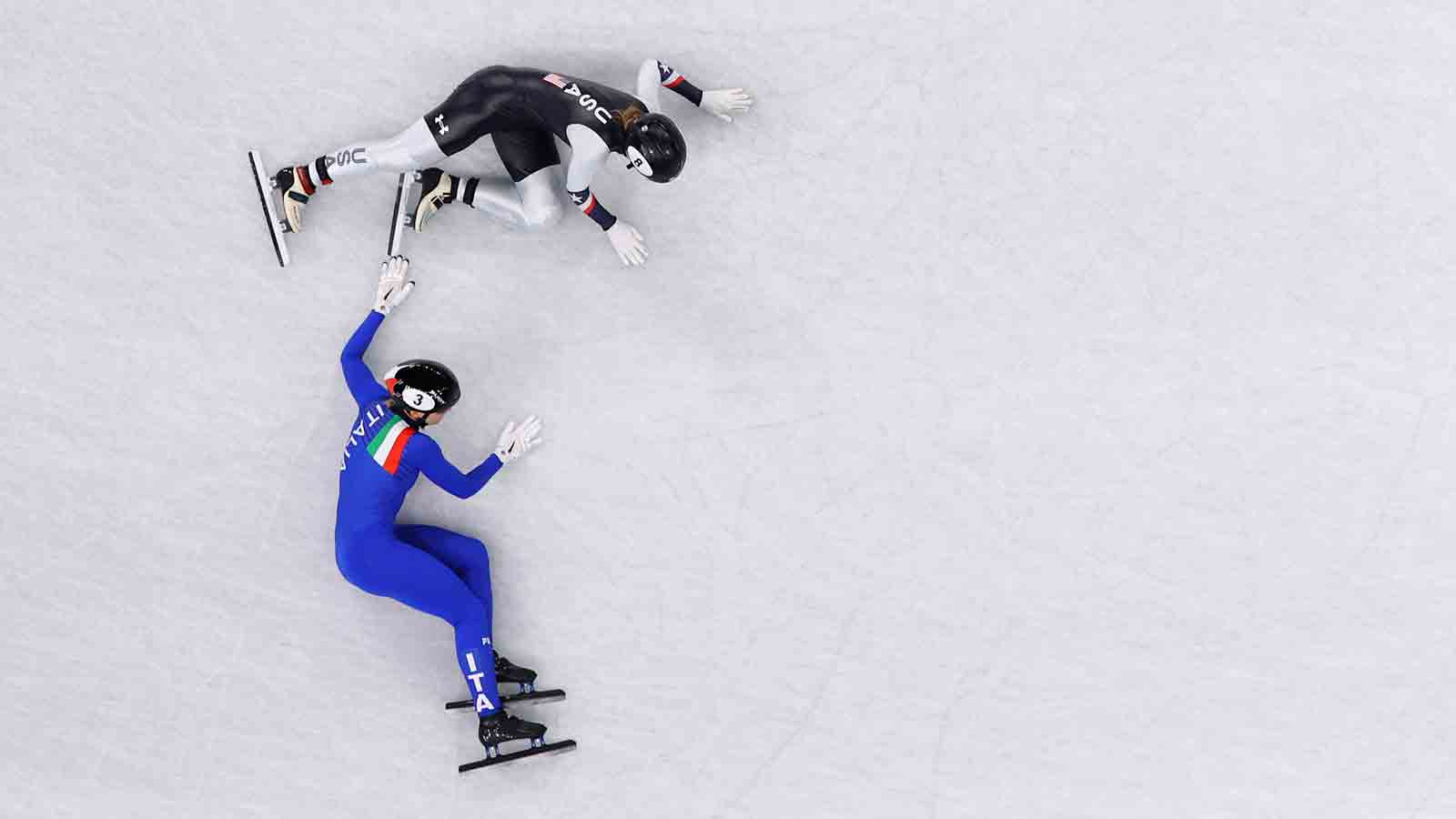 U.S. Speed Skater Kristen Santos Denied Medal After Late Crash in Women's 1000m