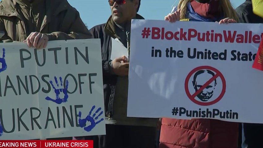 Activists Rally in Support of Ukraine in Washington DC – NBC4 Washington
