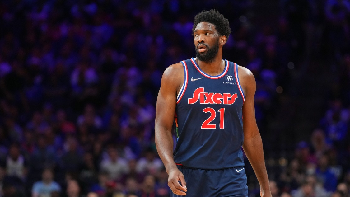 Sixers' Joel Embiid Out After Suffering Right Orbital Fracture