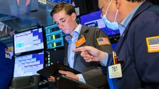 Traders on the floor of the NYSE, April 4, 2022.