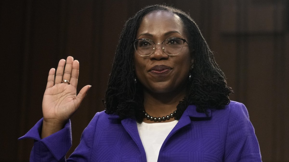 Ketanji Brown Jackson Sworn in as First Black Woman Supreme Court ...