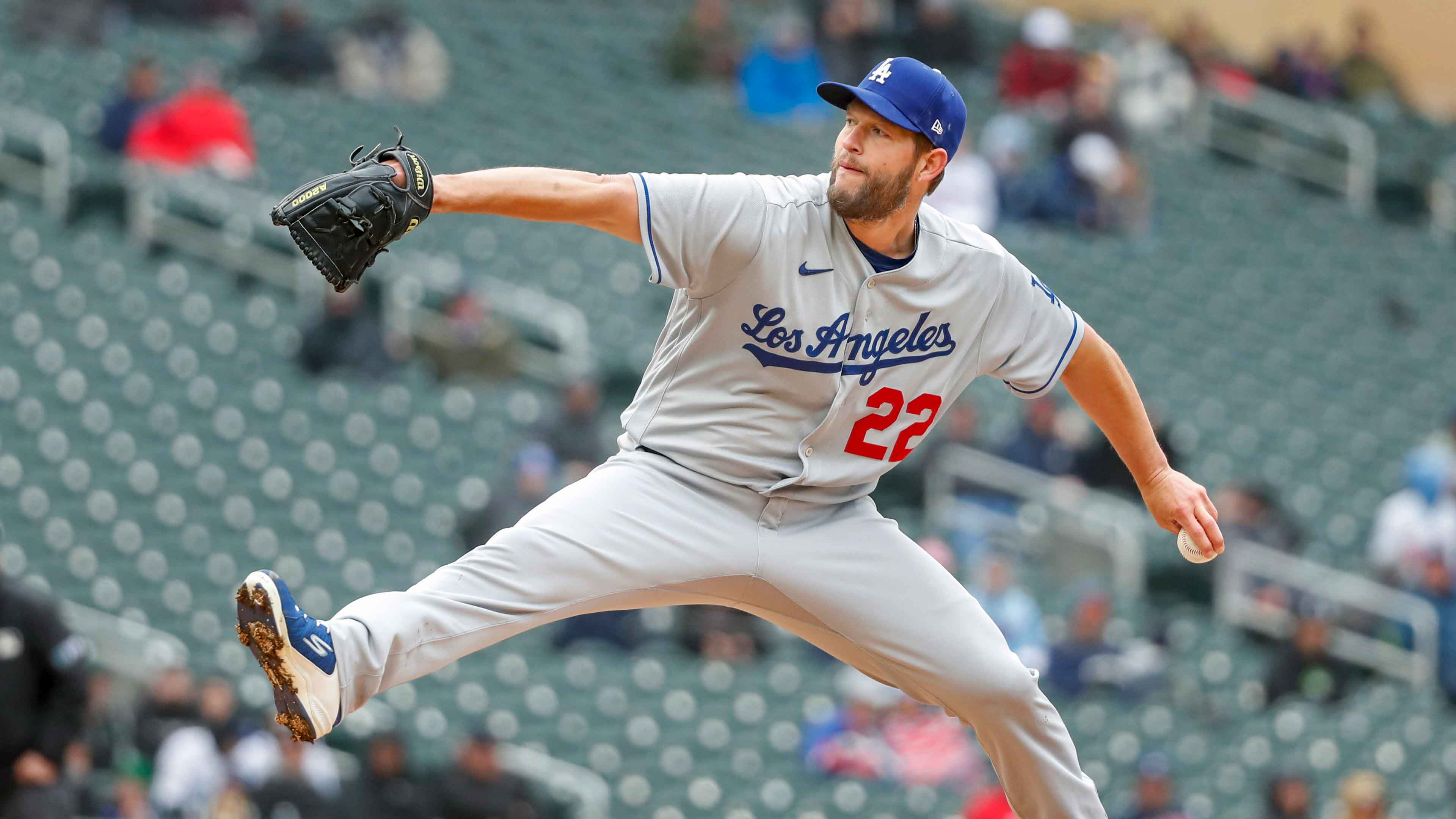 Dodgers' Clayton Kershaw Pulled Seven Innings Into Perfect Game Vs. Twins