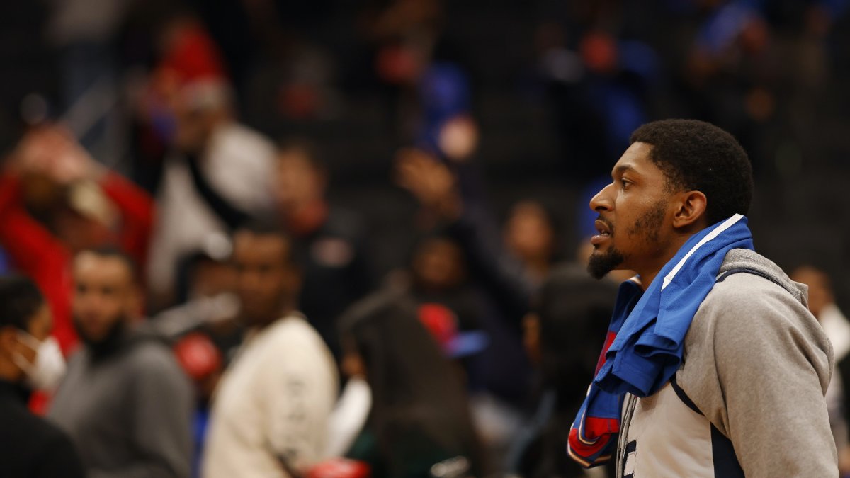 Bradley Beal Gives Fiery Speech to AAU Team: 'I'm Gonna Hold You Accountable' – NBC4 Washington - Vimarsana News