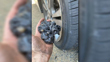 Tar around a tire